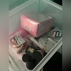 Acrylic nail supplies